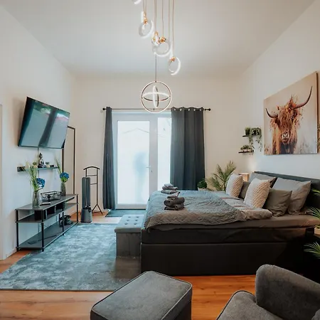 Moin Apartman